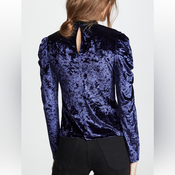 NWOT Endless Rose mock neck top in Navy. - Picture 6 of 10